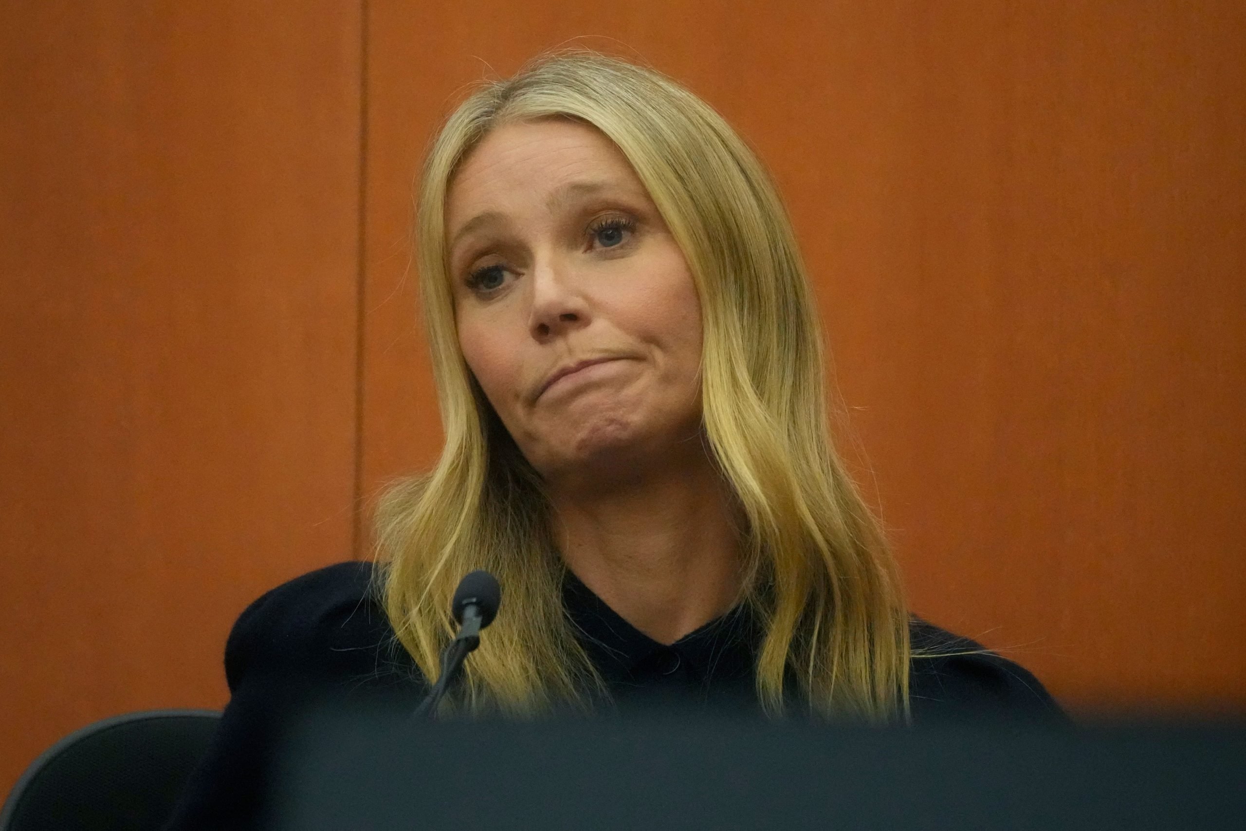 Nikki Glaser Tells Gwyneth Paltrow That She Tried (and Failed) to Bang Ben Affleck