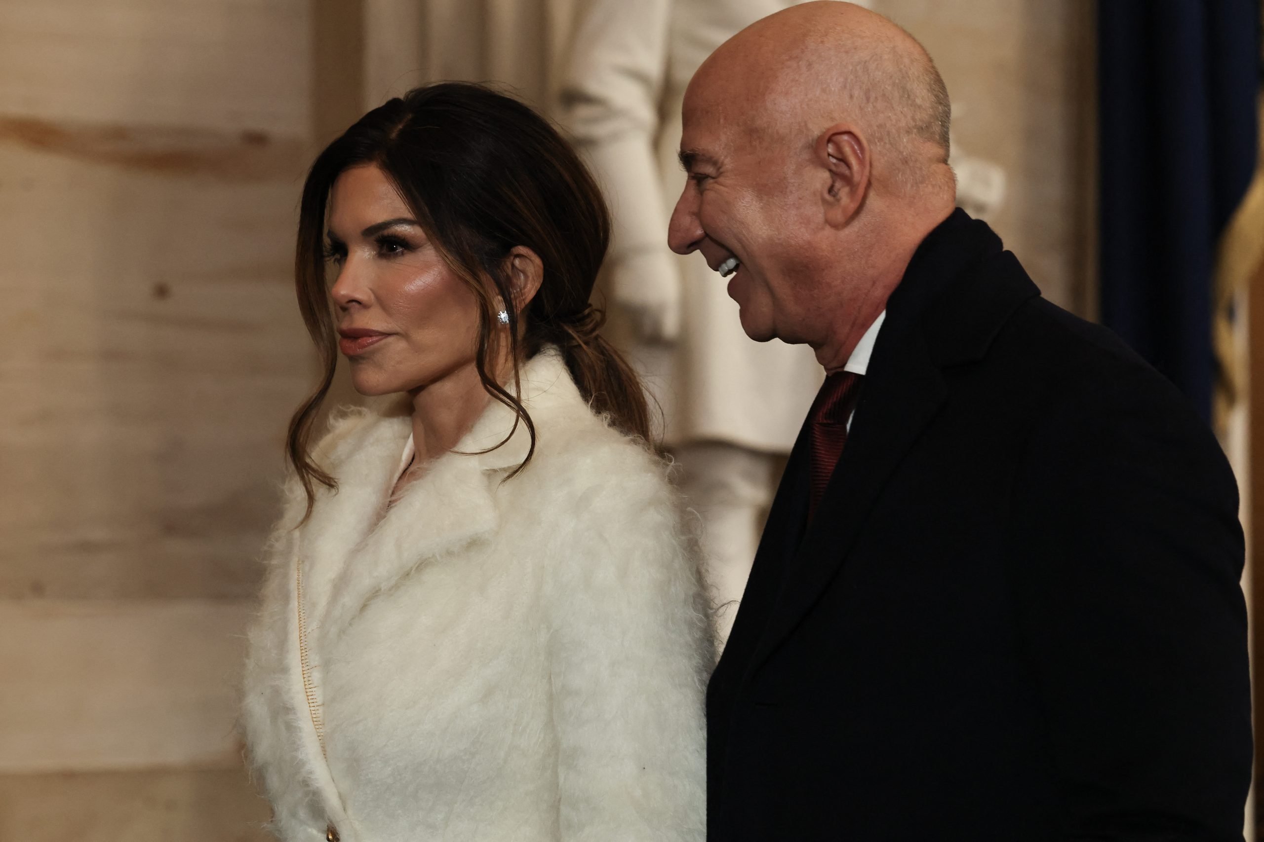 Who Is Jeff Bezos’ New Wife? (And Which NFL Legend Is Her Baby Daddy?)