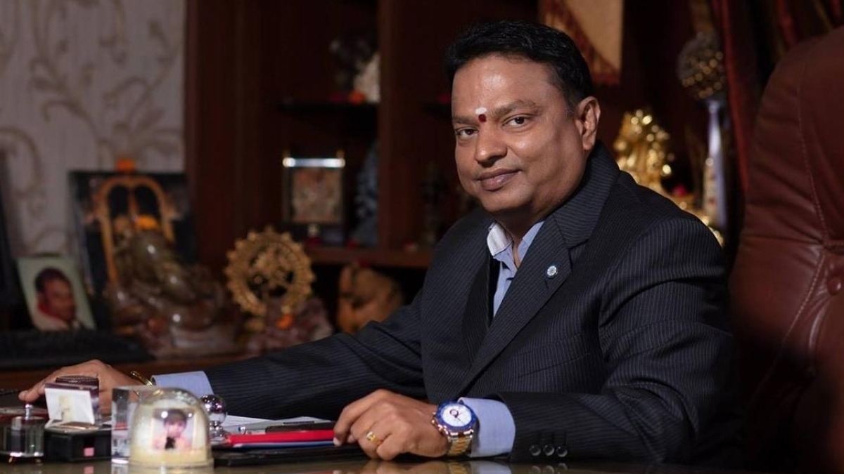 Isari Ganesh Announces 10 Major Films with Top Directors – Viral 5-Minute Video Reveals Line-Up! – Tamil News