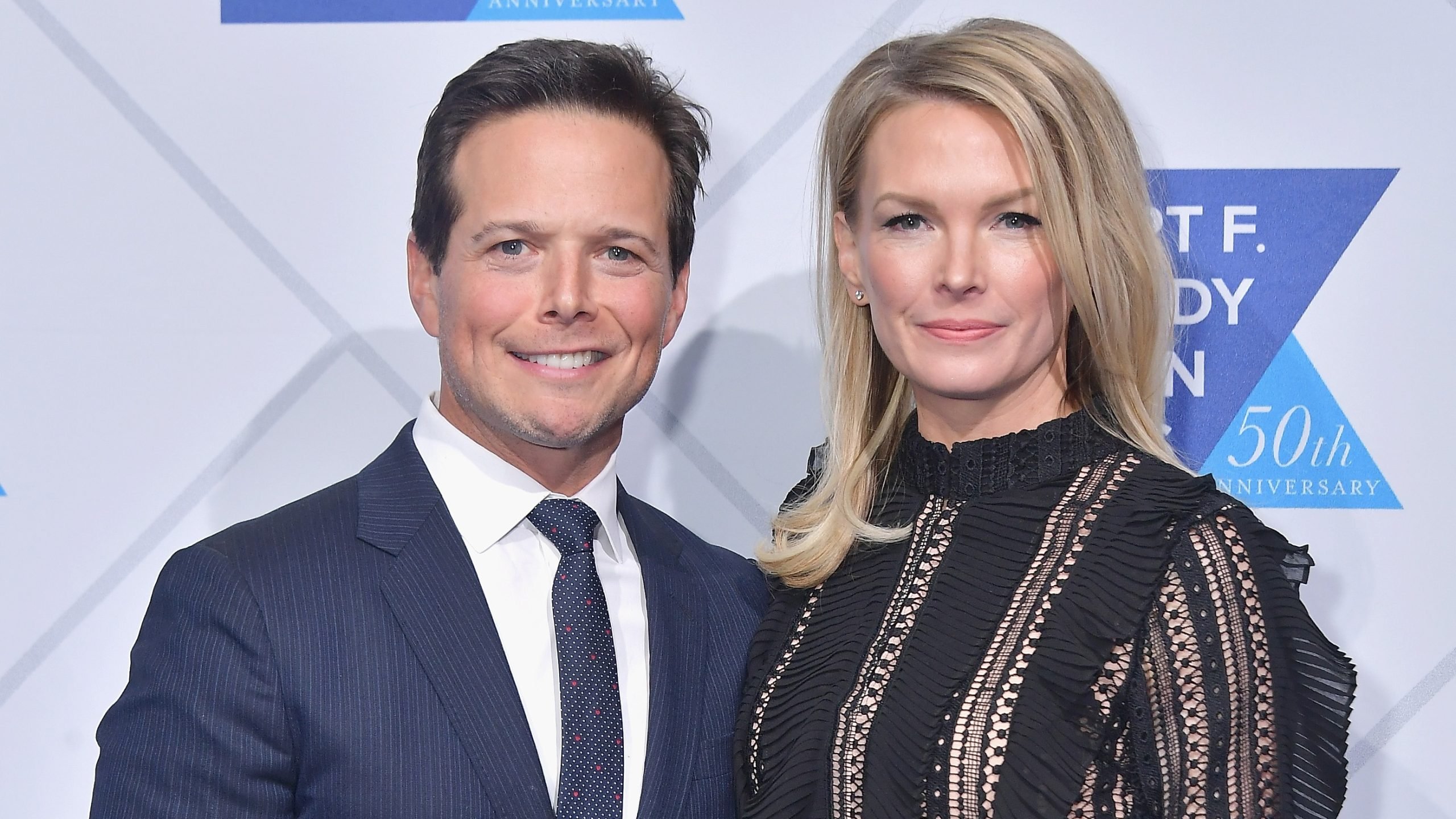 Kelley Wolf Says She Has Only $6 Amidst Scott Wolf Divorce