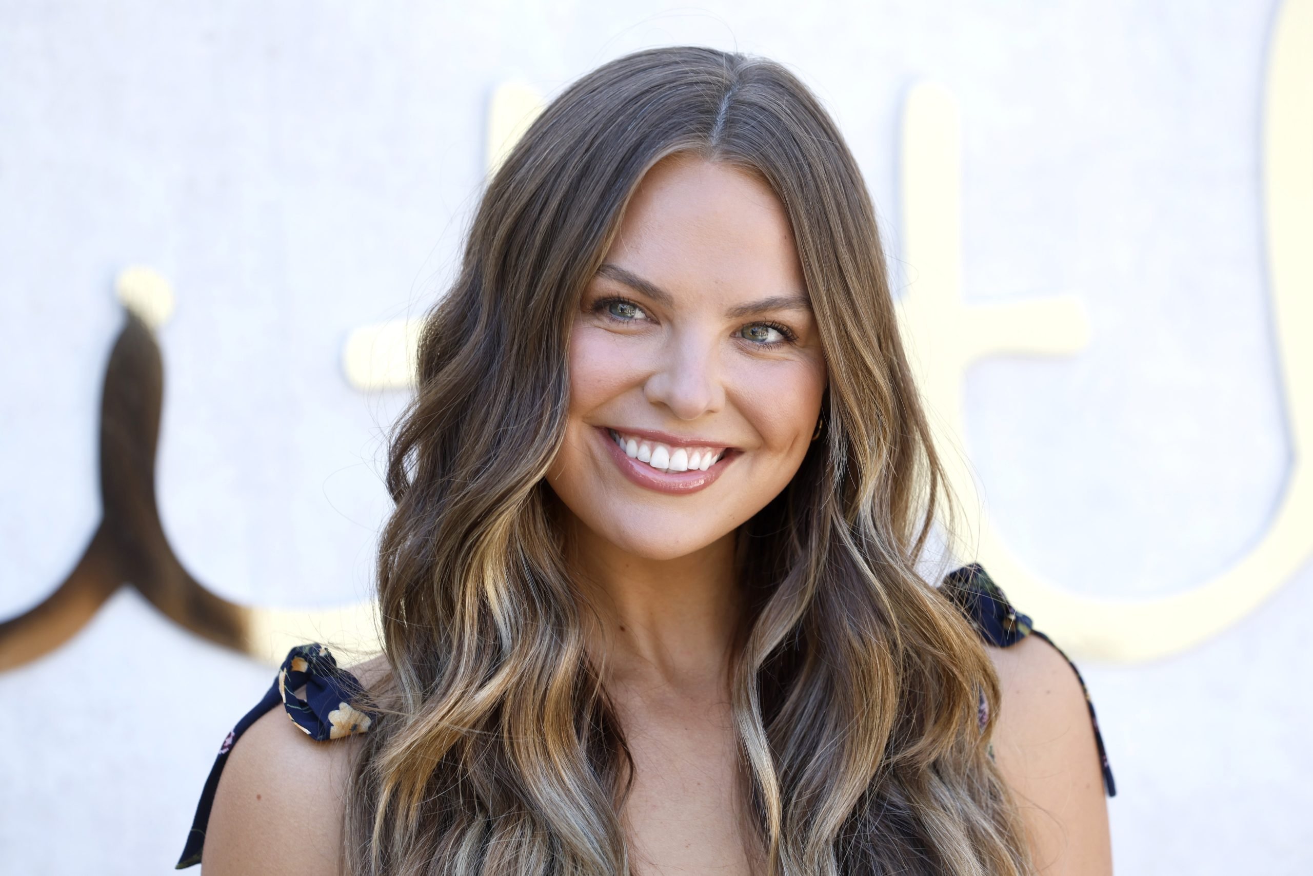 Hannah Brown MARRIES Adam Woolard! Get All the Details!