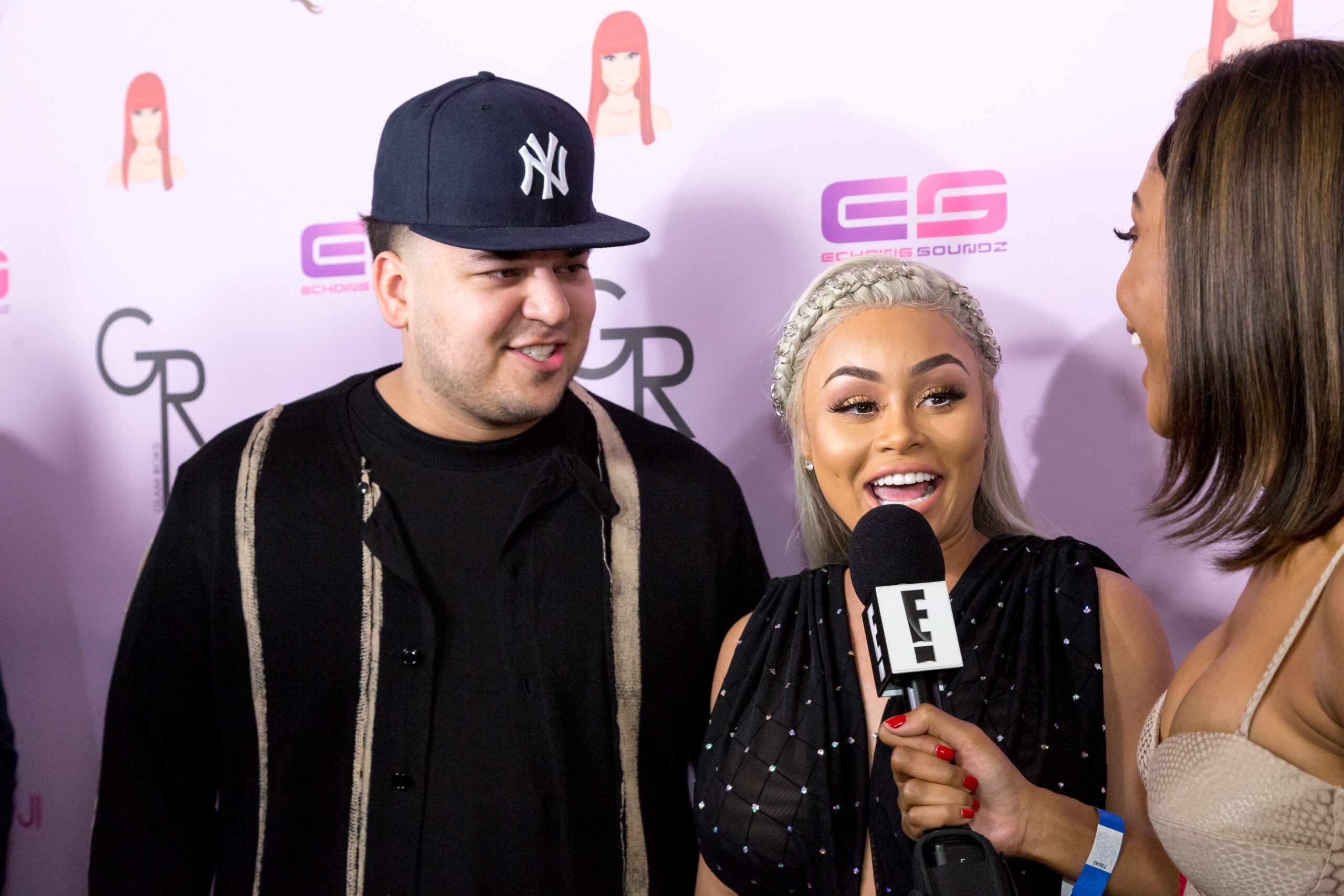 Rob Kardashian & Blac Chyna Hint That They’re Back Together (Let’s Hope That They’re Joking)