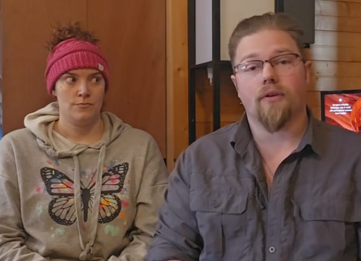 Noah Brown Served Divorce Papers by Ex Rhain’s New Man