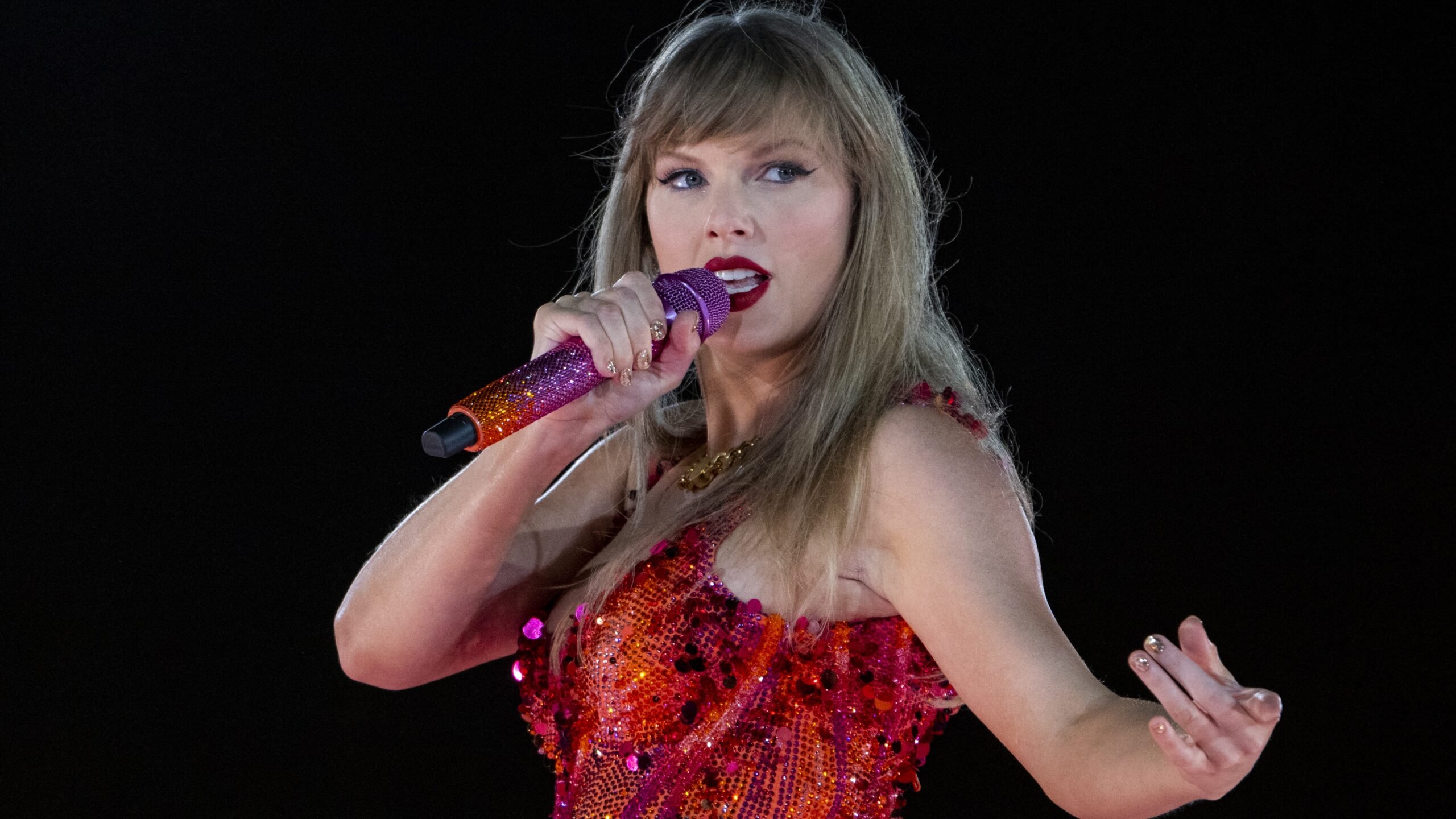 Taylor Swift Shades Joe Alwyn AND Matty Healy (Not in Lyrics)