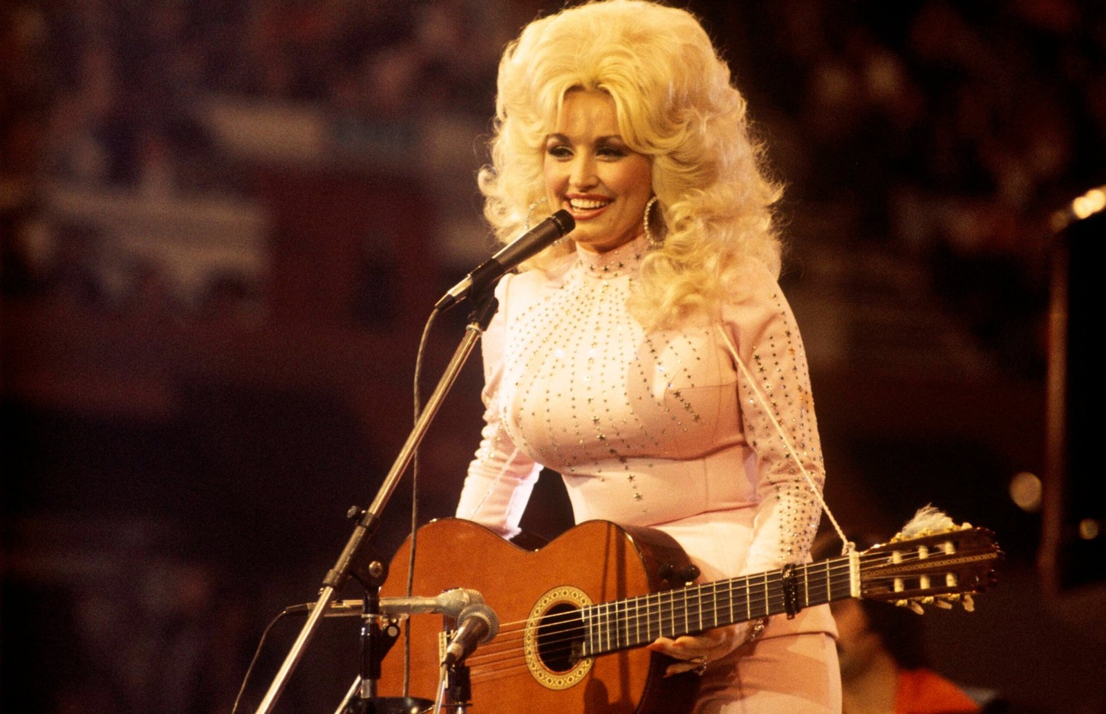 Dolly Parton’s Final Comments About Her Health Resurface as Trump Orders Flags Lowered to Half-Staff